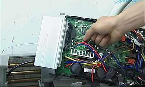 泉州市美的空调电话是多少